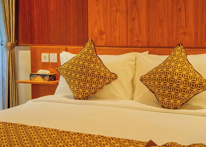 Puri Kurnia Ayu ゲストハウス 3*