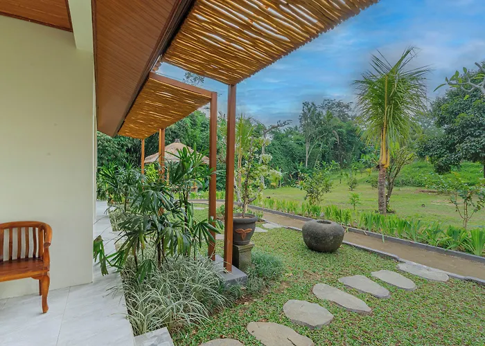 Puri Kurnia Ayu 3*