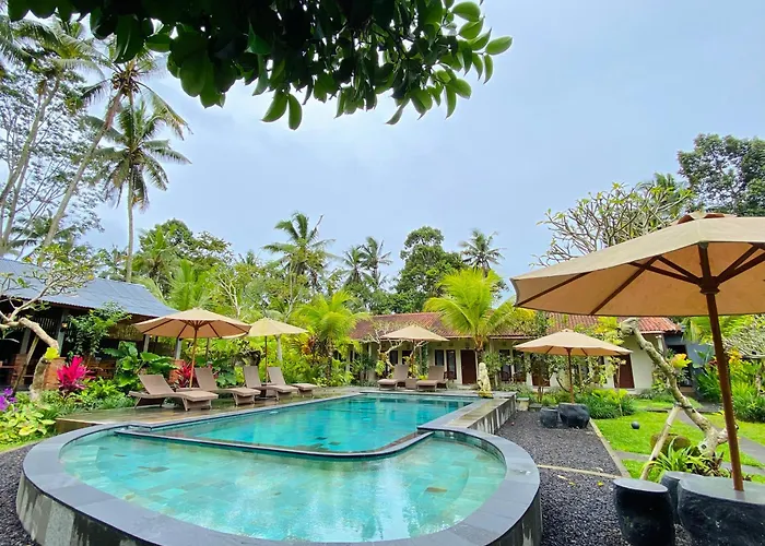 Puri Kurnia Ayu ゲストハウス 3*